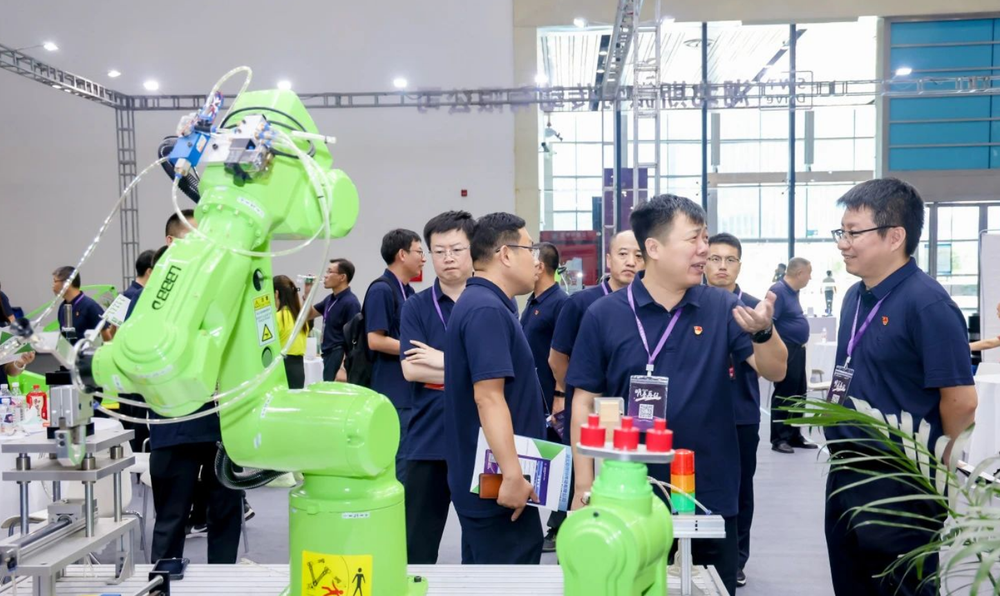 2025中國機(jī)博會(huì)與武漢工業(yè)博覽會(huì) 激發(fā)全球合作潛力
